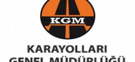 Karayolları Genel Müdürlüğünde Mühendis Nasıl Olunur ? Karayolları Genel Müdürlüğünde Mühendis Nasıl Olunur ? Karayolları Genel Müdürlüğü (KGM) Mühendisi yada diğer görevlerinde çalışabilmek için gerekli bilgilere yazımız içeriğinden ulaşabilirsiniz. Ulaştırma Denizcilik ve Haberleşme Bakanlığına bağlı bir genel müdürlük olan Karayolları Genel Müdürlüğü Türkiye’nin en eski ve en kökleşmiş kurumlarından birisidir. 1949 yılında kurulmuştur. Özellikle ülkemizde ki şehirlerarası kara ulaşımının artması sonucu kurulmuştur. Karayolları genel müdürlüğünün genel görevleri şehirlerarası karayollarının yapımı veya yaptırılması, aşınmış yolların tamiri, köyler dâhil kışın kapanan yolların açılması ve buna benzer işlerdir.